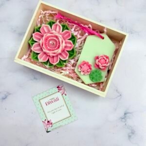 Diwali Gift Hamper | Lotus candle and wax sachet combo
